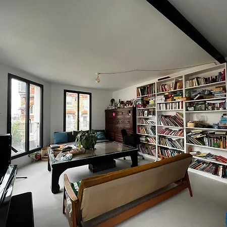 Un Parisien Atypique - An Atypical Parisian Alloggio in famiglia Parigi
